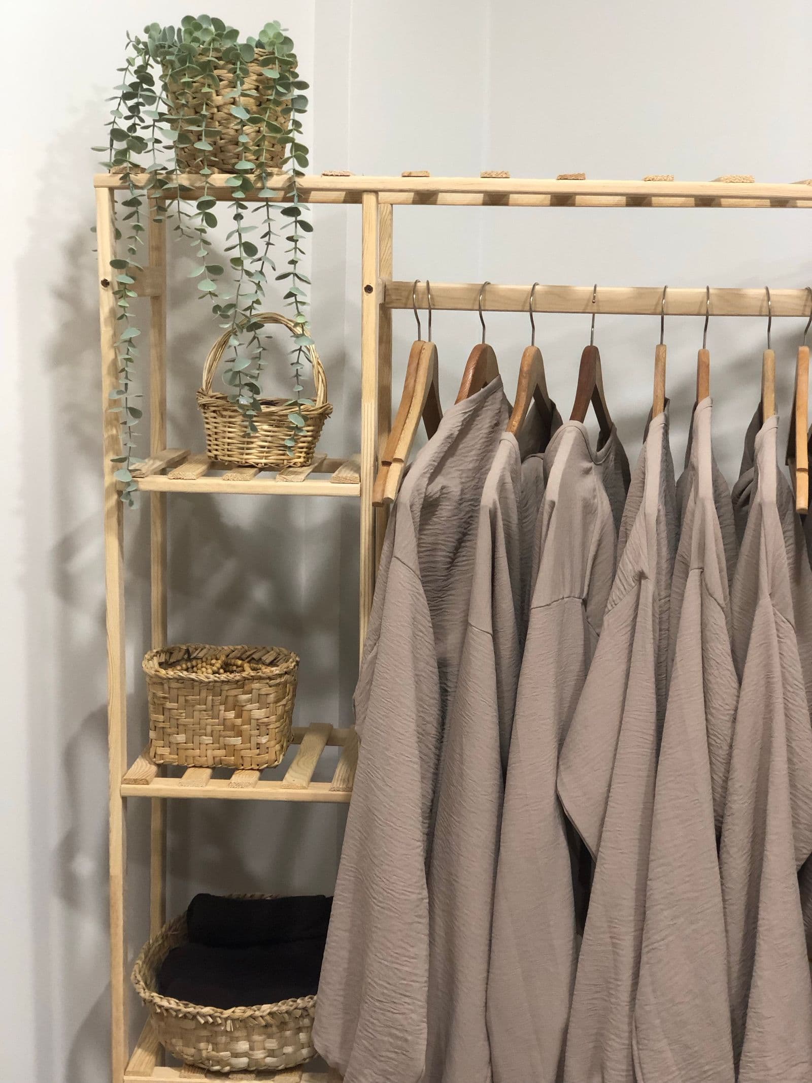 What to Wear in Dubai: The Honest Dress Code Guide for Visitors (2026)